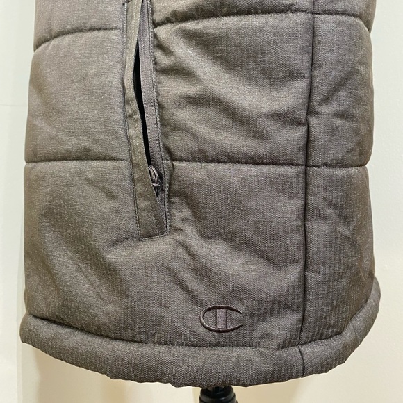 CHAMPION || Men's Herringbone Synthetic-Down Vest size Xl T - Picture 5 of 8